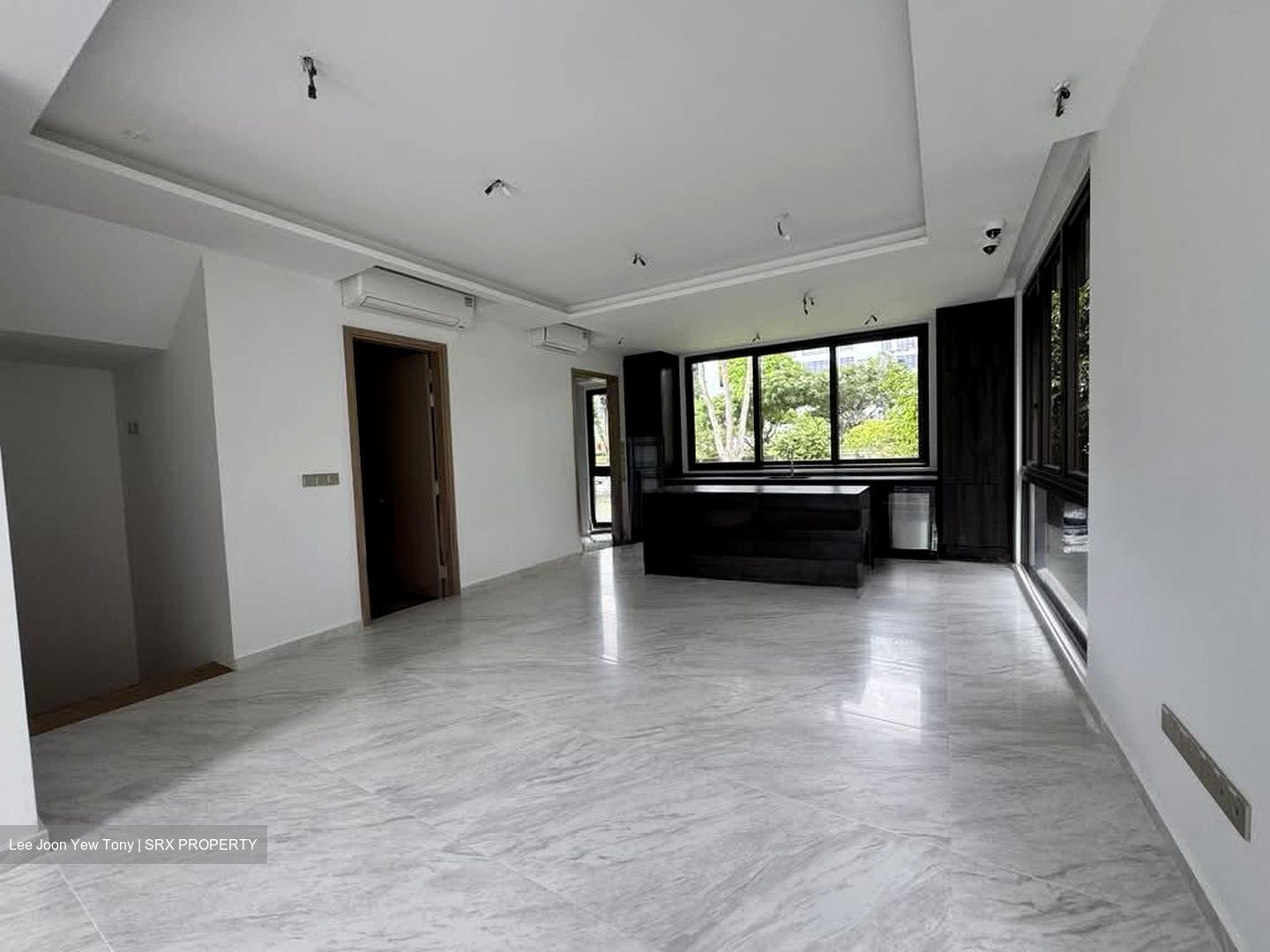 Shrewsbury Road (D11), Terrace #574032621